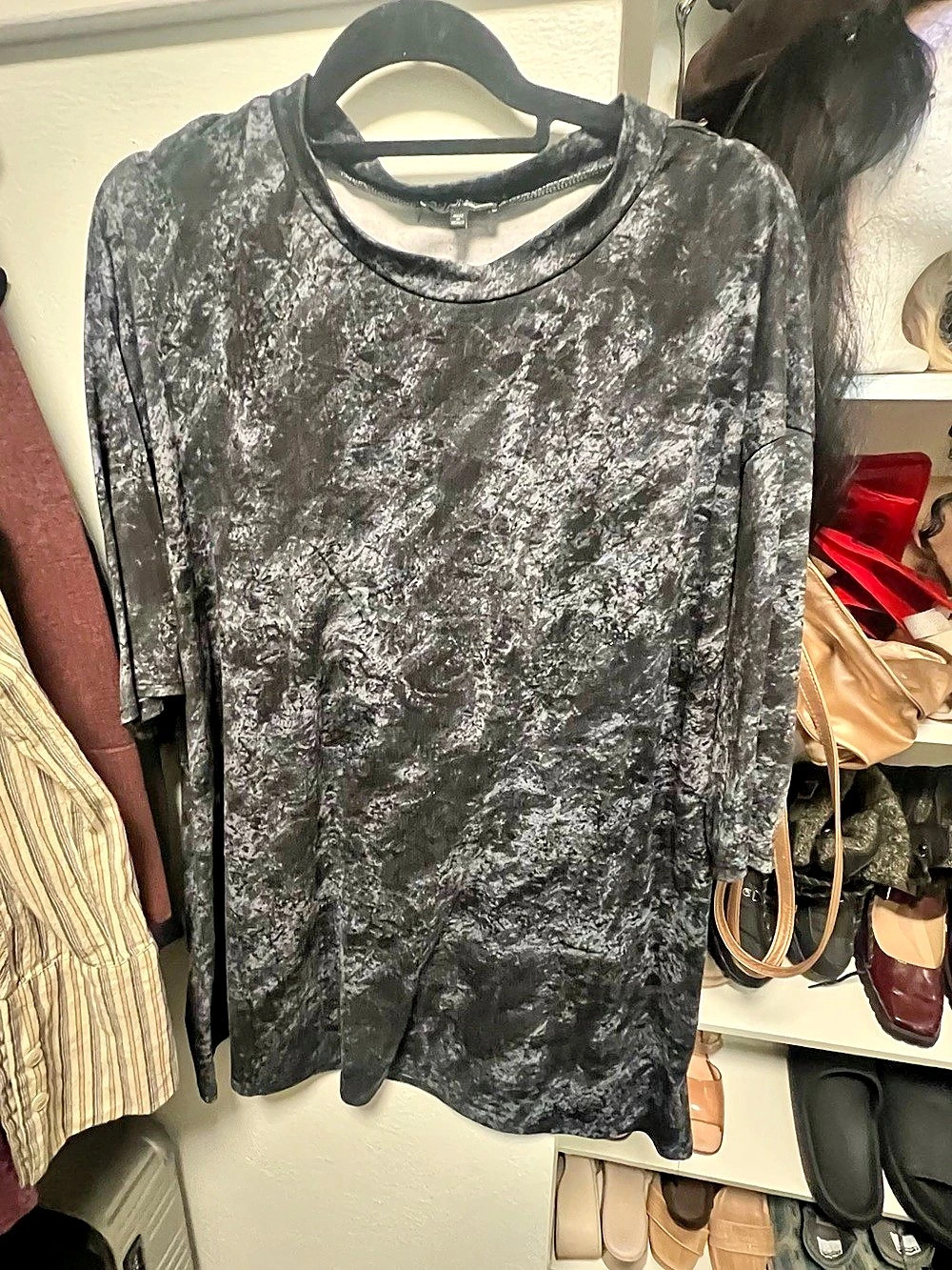 Fashion Nova Abstract Velvet-Look set Black & Gray XL